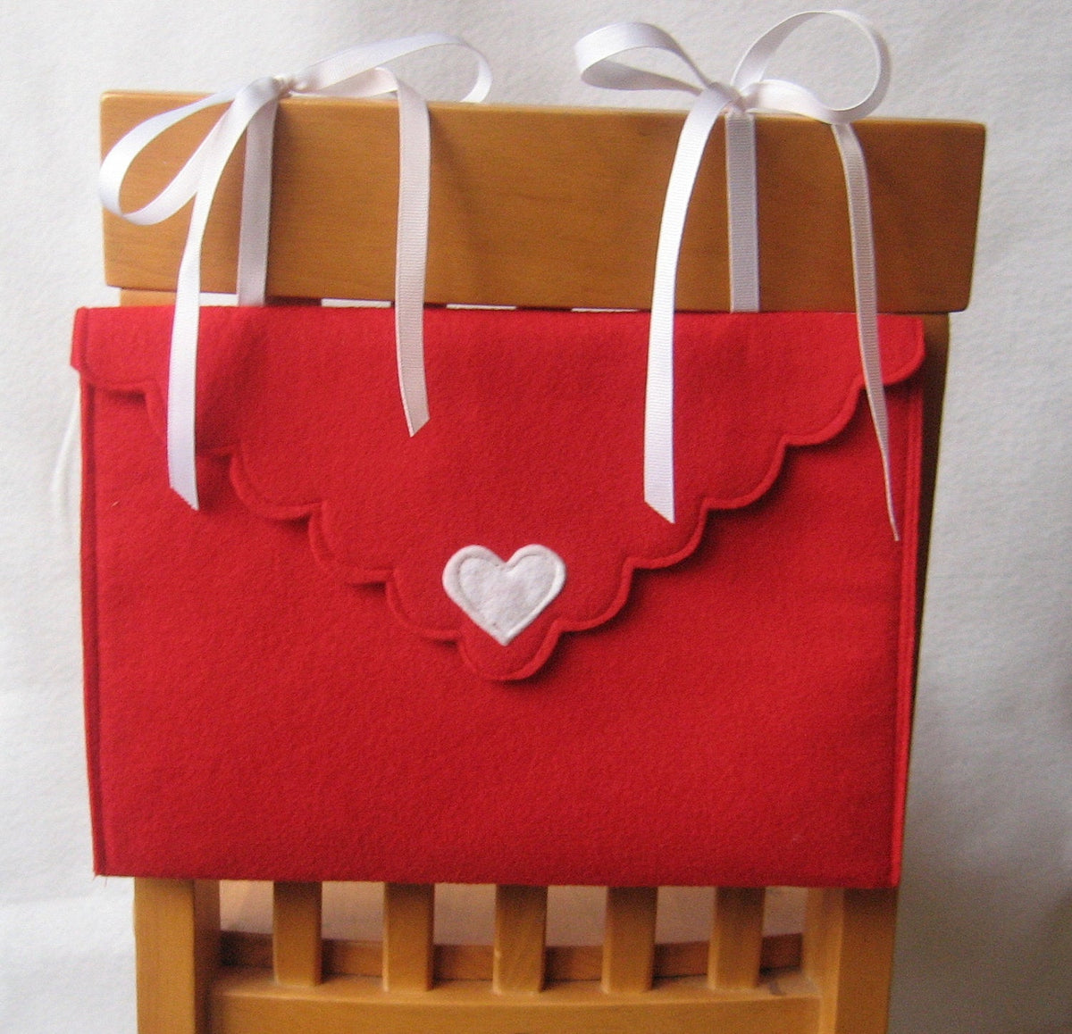 Chair Back Envelope, Opens and Closes for Special Messages